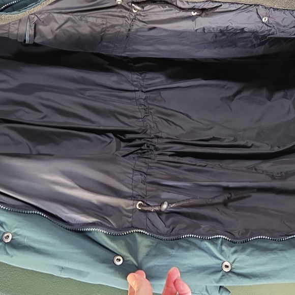 Eddie Bauer Women's Petite Puffer Coat Vintage Size SP - Picture 5 of 5